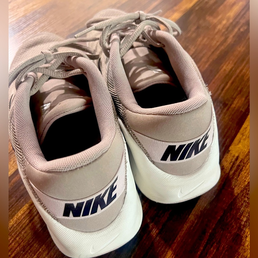 Nike Flex Train Cross Trainers